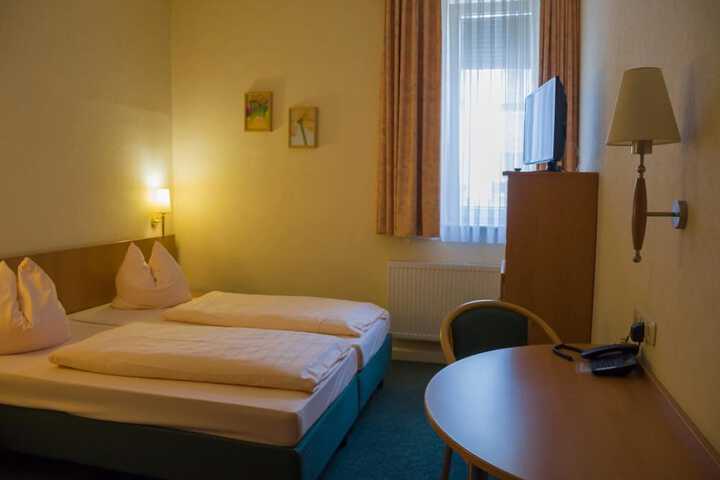 Room 22 of 47
