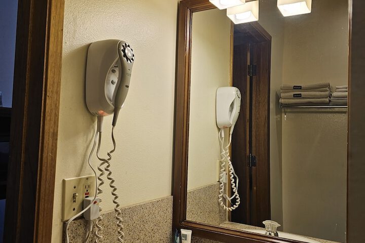 Room 21 of 44