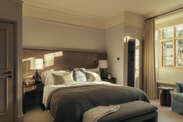 Room 12 of 30