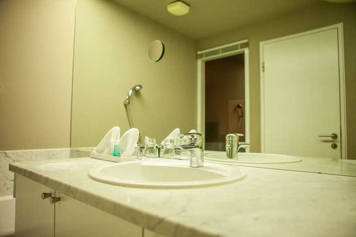 Room 62 of 91