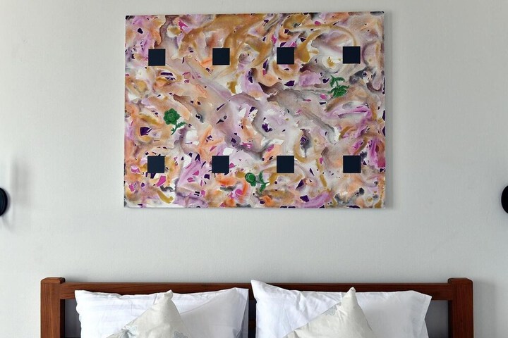 Room 11 of 38
