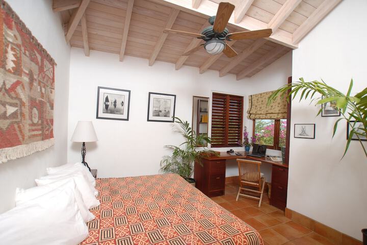 Room 4 of 31