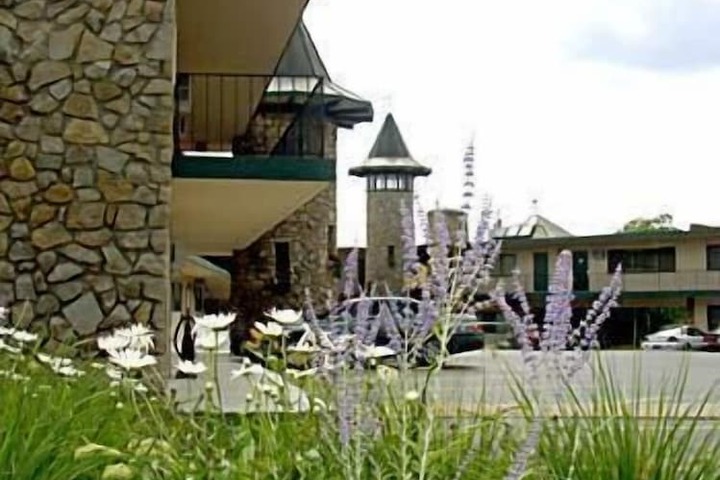 Property Grounds 30 of 30