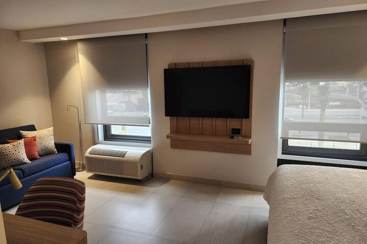 Room 66 of 129