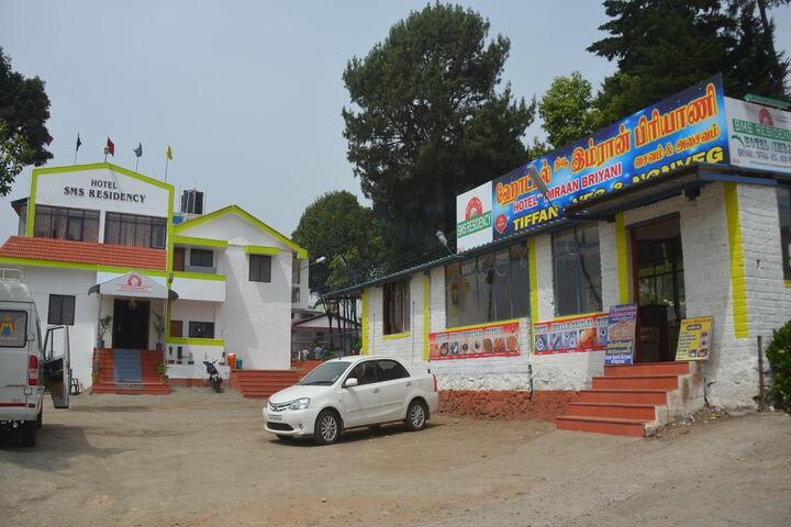 Hotel Sms Residency