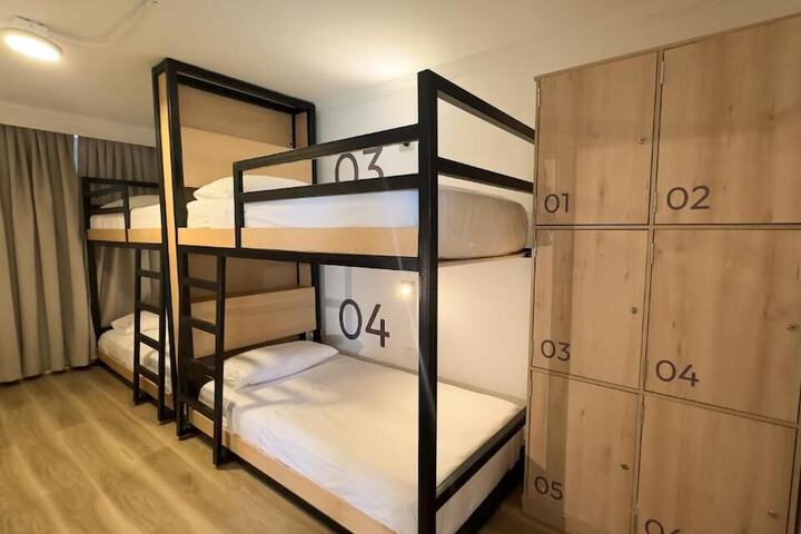 Room 3 of 36