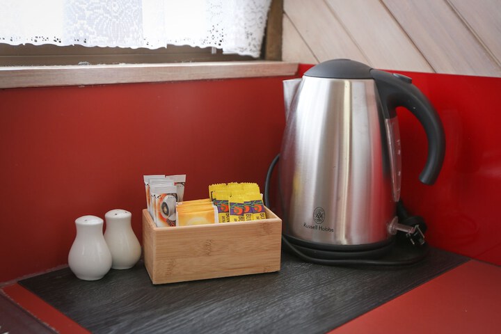 Breakfast/Coffee Service 48 of 82