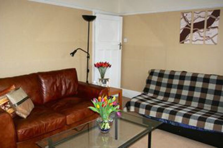 Room 16 of 19