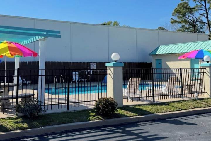 Pool 66 of 97