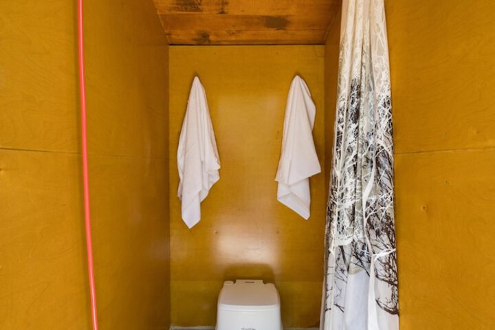 Room 15 of 21