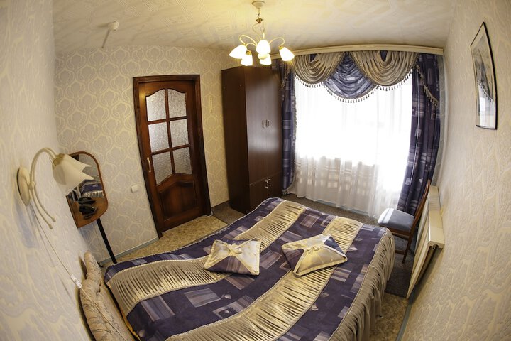 Room 10 of 56