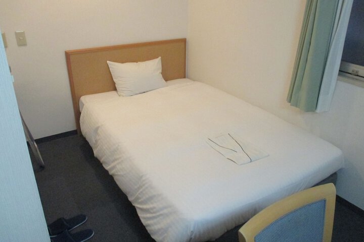 Room 15 of 47