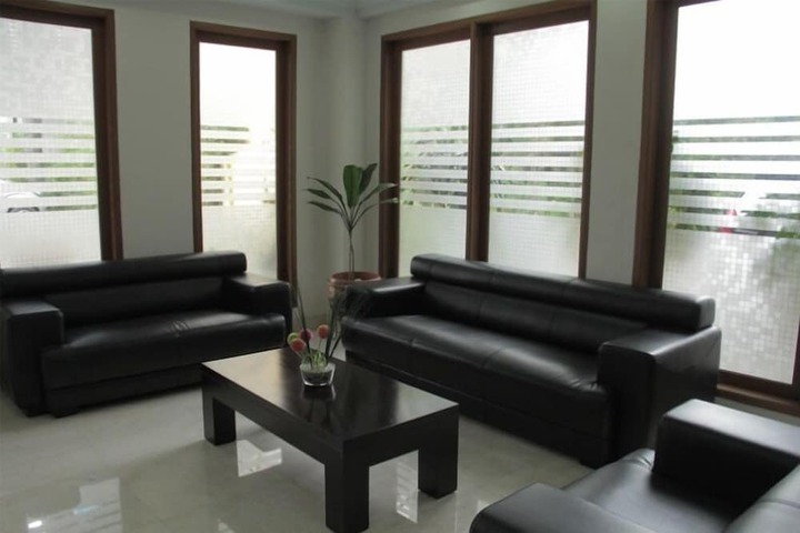 Guest Lobby