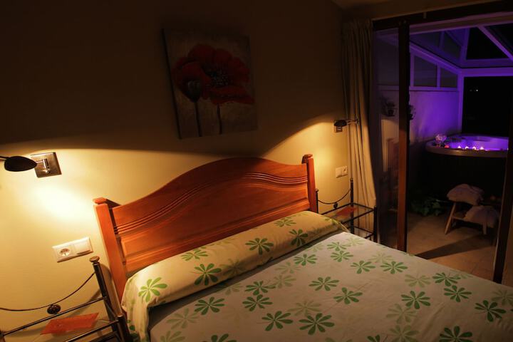 Room 9 of 24