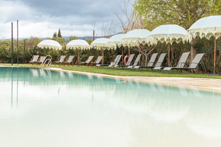 Pool 56 of 89