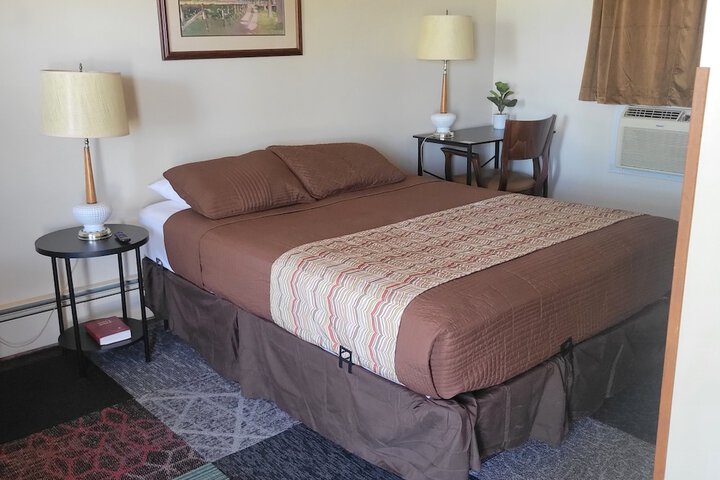Room 16 of 26