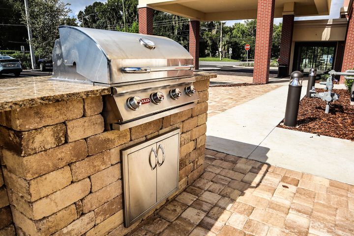 BBQ/picnic area