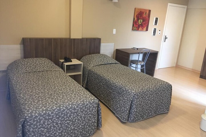 Room 8 of 38
