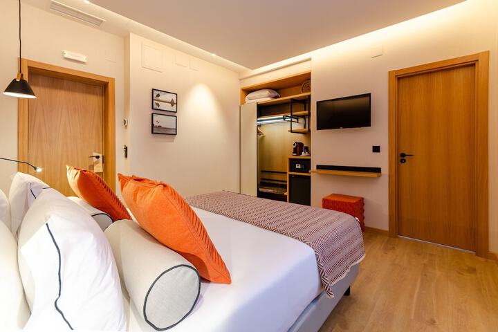 Room 54 of 99