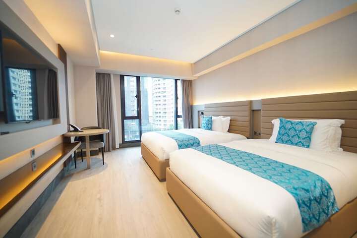 Room 9 of 45