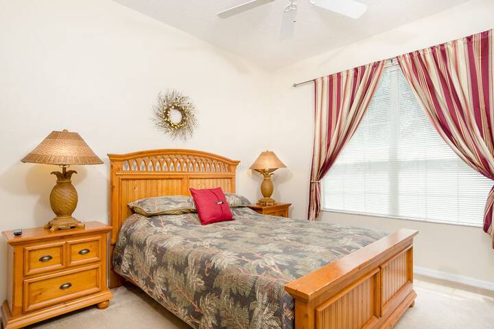 Room 7 of 34