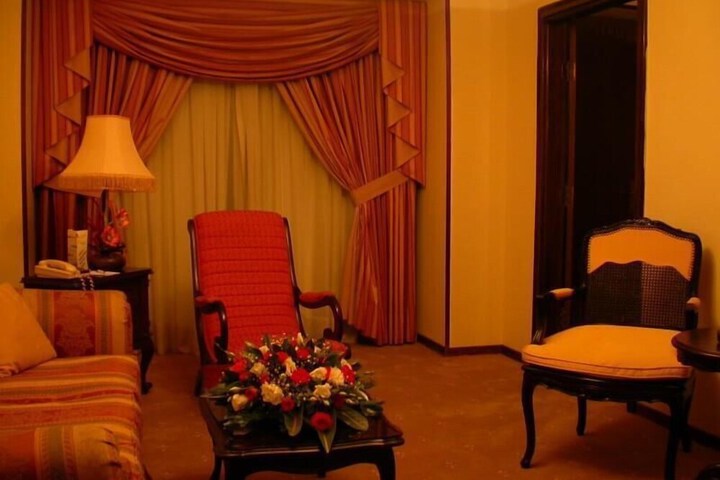 Room 15 of 44