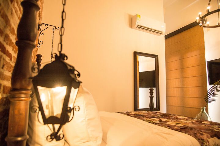 Room 15 of 57