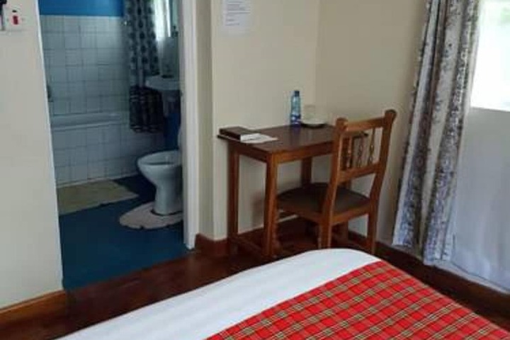 Room 5 of 27