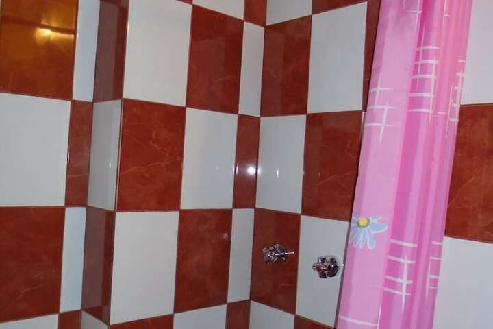 Room 44 of 111