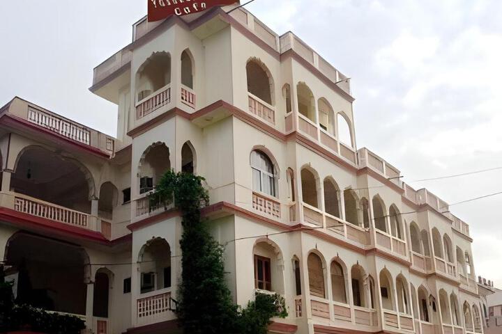 Pushkar Lake Palace