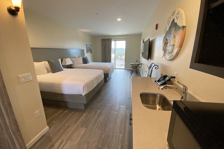 Room 10 of 60