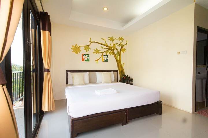 Room 8 of 43