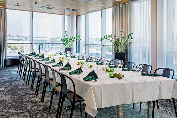 Dining 67 of 93