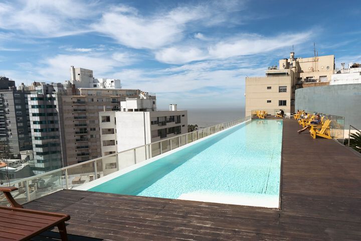 Pool 25 of 71