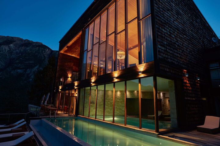 Pool 26 of 58