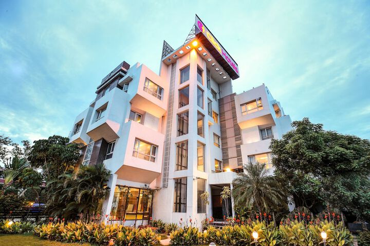 Click Hotel Nashik