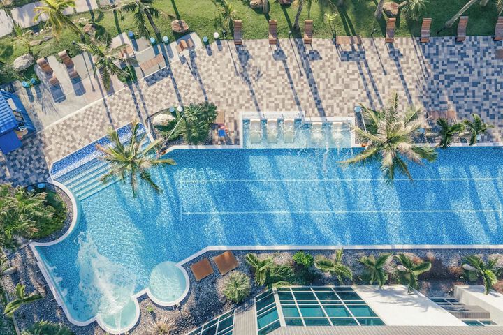 Pool 73 of 88