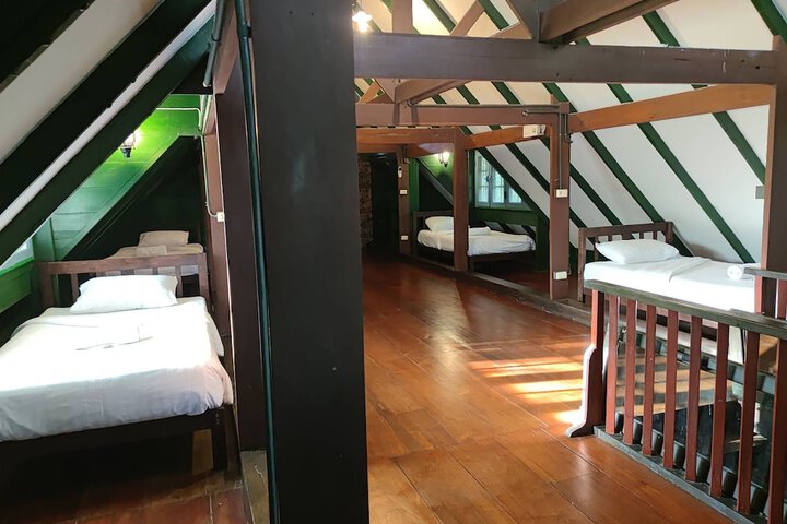 Room 14 of 75