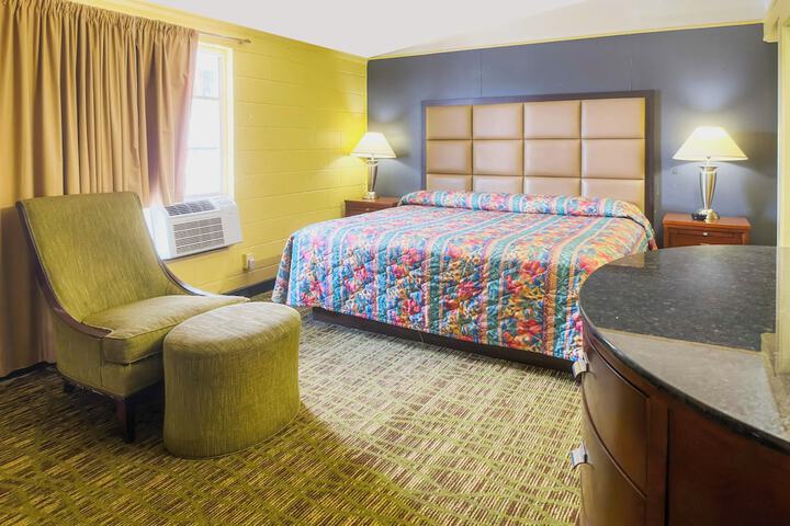 Image of Bama Motel Mobile I-65 & US-90
