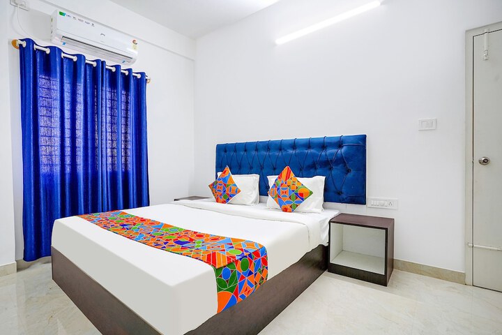 Fabhotel The Sun Roof Suites