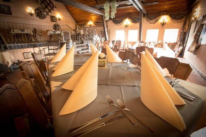 Dining Photos