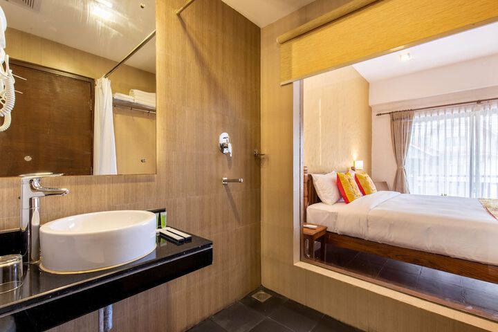 Room 54 of 86