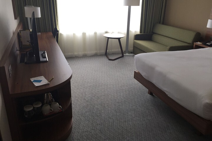 Room 10 of 52