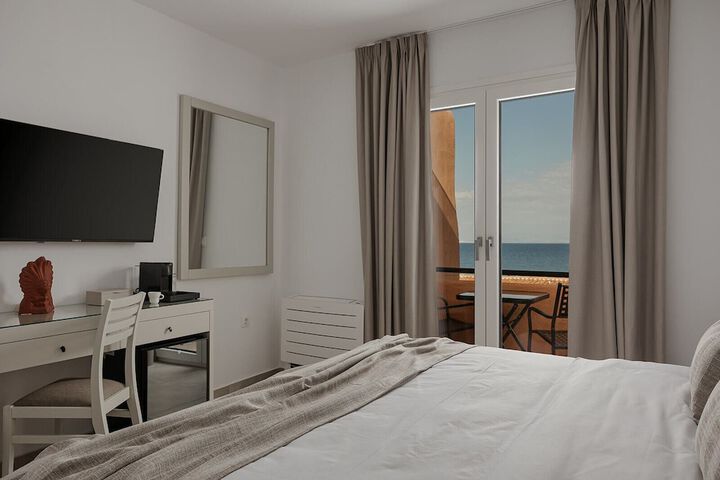 Room 21 of 92