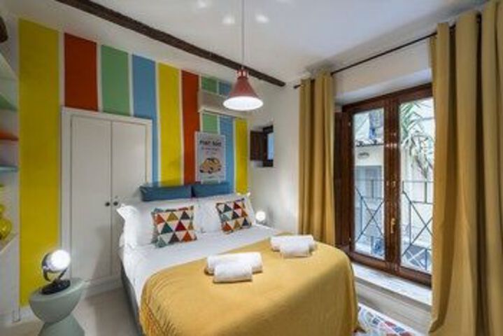 Room 49 of 122