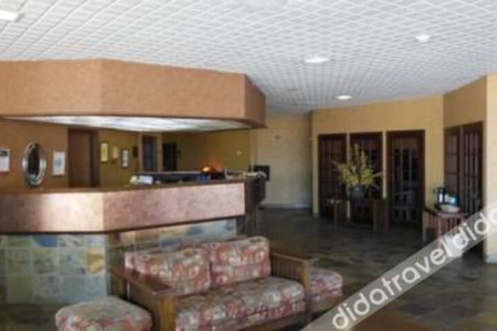 Hotel Interior 12 of 34