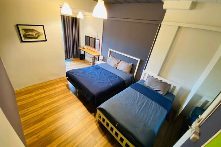 Room 21 of 71