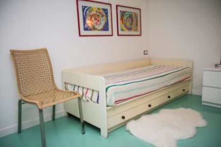 Room 11 of 17