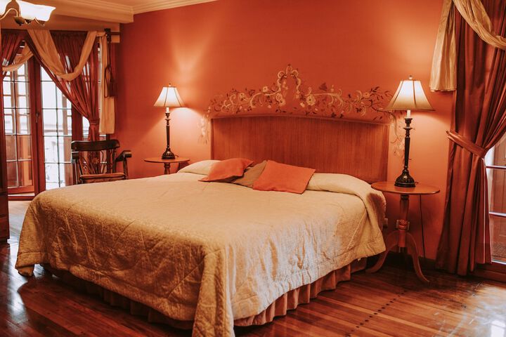 Room 8 of 8