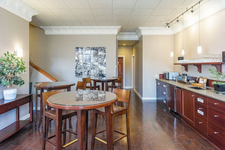 Hotel Interior 4 of 76